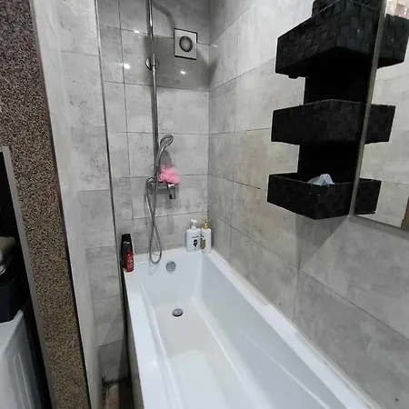 Prenajom 2 Izbovy Apartmanu דירה פריבידזה