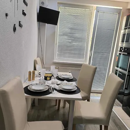 דירה Prenajom 2 Izbovy Apartmanu *